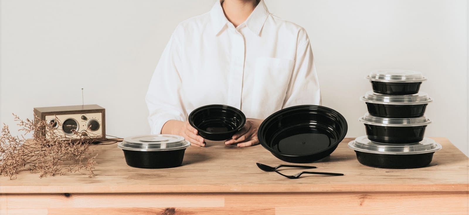 Enpak injection microwavable round container with lid BO series