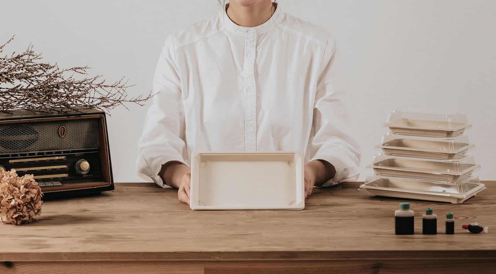 Enpak compostable trays Biocane Bagasse Rectangular with Lid BP-07